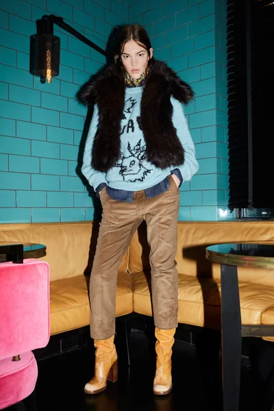 Look 13